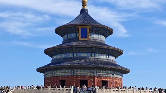 เปิดประตูสู่ขุมทรัพย์ทางจิตวิญญาณของปักกิ่ง: เหมาทัวร์วัดหยงเหอ (วัดลามะ) และหอสักการะฟ้าเทียนถาน