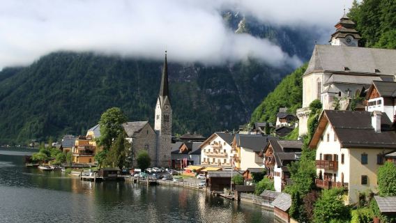 Salzburg, Hallstatt, Melk, Alps & Lakes: Guided Tour from Vienna