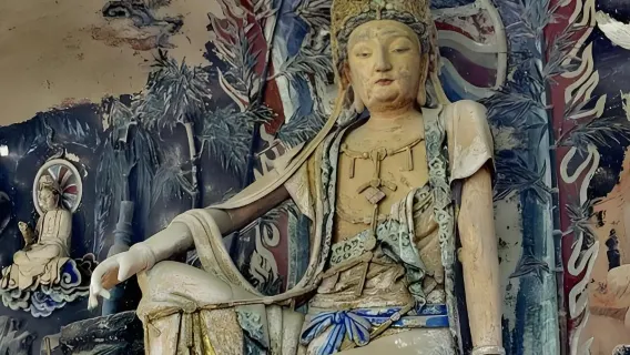 Tour di un giorno con noleggio con conducente esclusivo alle Sculture Rupestri di Anyue [Grotta Yuanjue/Qianfozhai/Tapo/Grotta Pilu - biglietto d'ingresso non incluso]