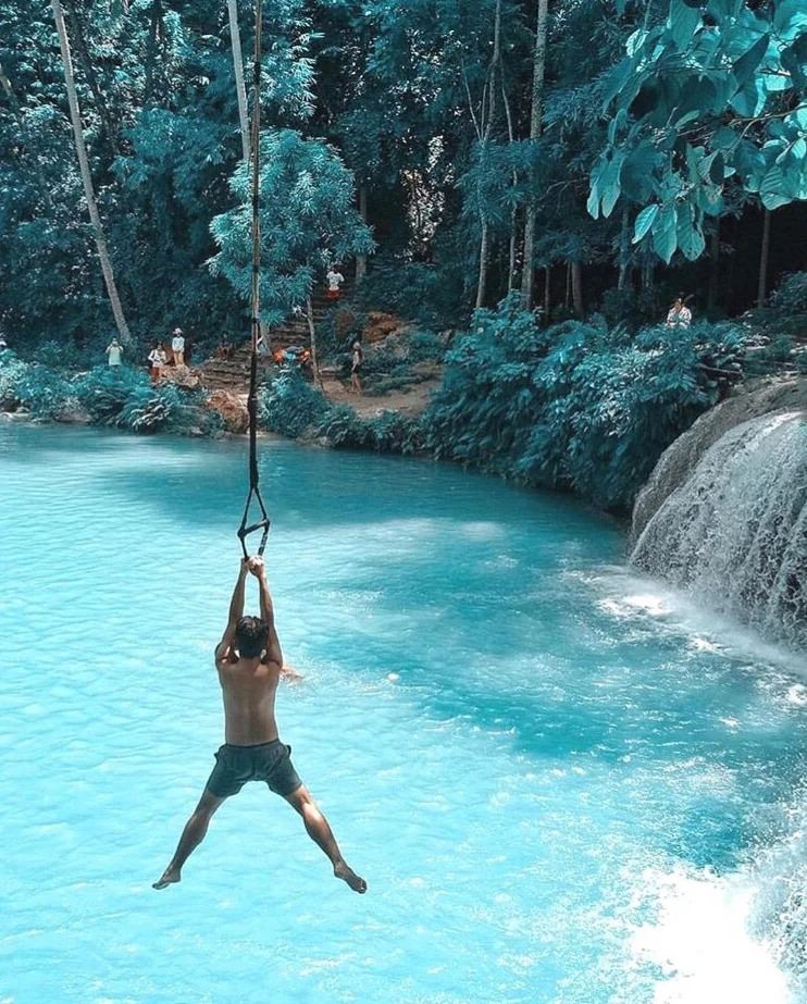 Siquijor Island Day Tour: Enchanted Old Tree & Vine Jumping & Church & Beach