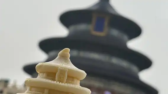 Locals guide you through a Tai Chi experience at the Temple of Heaven and a southern Beijing snack and Food and Beverages tour (includes Temple of Heaven admission ticket) - Beijing - Eatwith