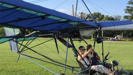 Phuket Flying Club: Motor-Paragliding und Flugerlebnis mit Starrflügelflugzeugen in Phuket, Thailand
