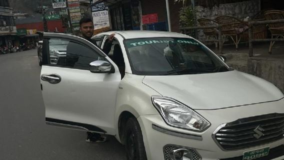 Trasferimento privato: Kathmandu Pokhara in auto, Jeep e Hiace
