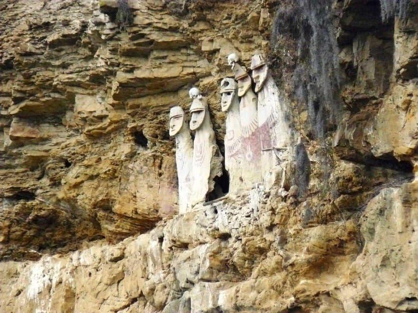 Chachapoyas: Karajía and Utcubamba Viewpoint Entrance