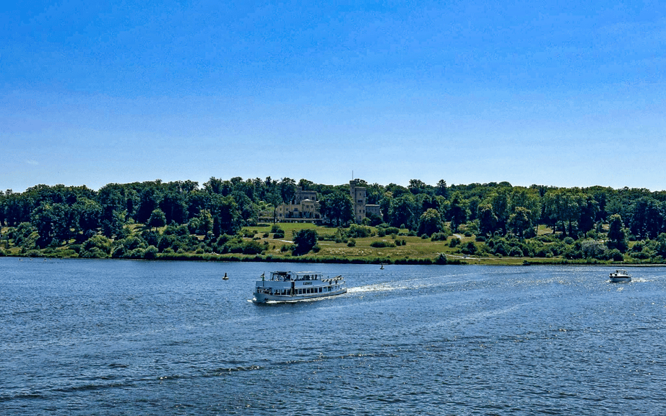 From Berlin: Potsdam & Sanssouci half day Walking Tour