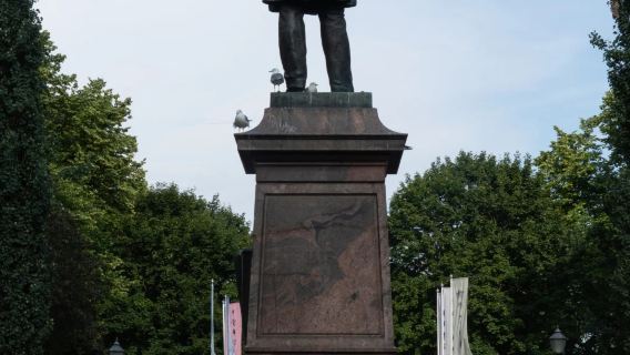 芬蘭赫爾辛基市區經典網紅景點打卡-包車可多日可周邊-精選