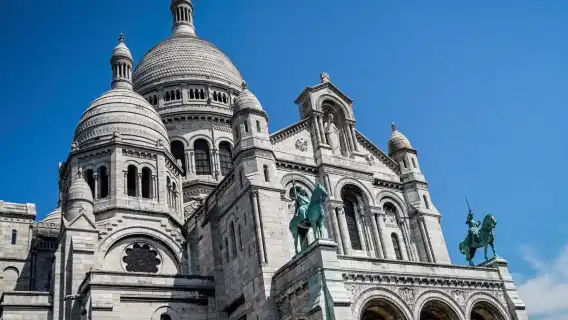 法國巴黎聖心堂+羅浮宮+杜樂麗花園+協和廣場+凱旋門一日遊