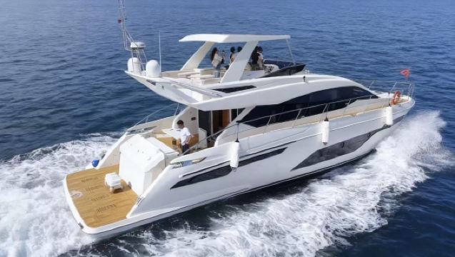 【深圳大梅沙78呎遊艇包船出海】大梅沙2025年全新78呎三層帶KTV豪華遊艇包船出海~全新品質 豪華新船