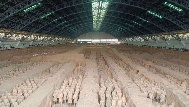 西安秦始皇帝陵博物院（兵馬俑）門票+輕奢小團人員導覽【含門票丨2-12人小團丨可選場次丨資深老師導覽