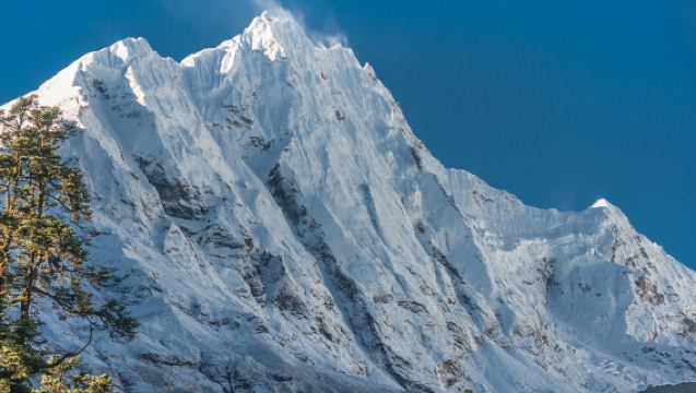 マナスル周遊トレッキング 11日間（ラルキャラ峠経由）|世界第8位の高峰地域