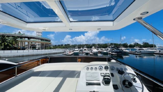 [Sewa Bot Persiaran Lingshui] Sewa bot mewah tiga tingkat 53 kaki di Teluk Qingshui, Lingshui untuk persiaran, memancing dan menikmati pemandangan indah