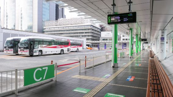 รถบัสโดยสารด่วนพิเศษโตเกียว-สถานีขนส่งรถบัสชินจูกุ-โรงแรมฟูจิสปีดเวย์