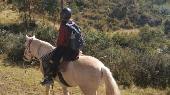 Cusco: Horseback Riding Tour to Inca Temples and Viewpoints