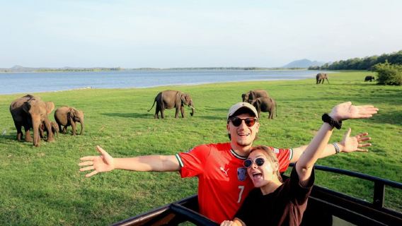 Private Jeep Safari at Minneriya National Park to Visit Elephants