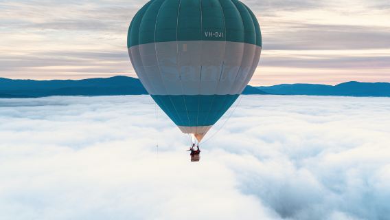 Melbourne Yarra Valley Hot Air Balloon 60-Minute Flight (Melbourne Pick-Up)