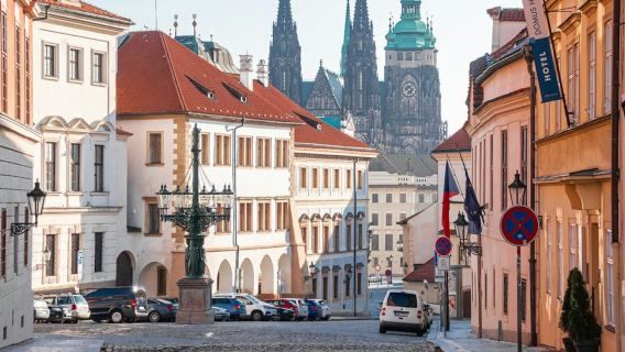 Prague Castle District: Guided Tour