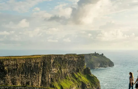 莫赫懸崖、狂野大西洋之路及高威市：都柏林一日遊