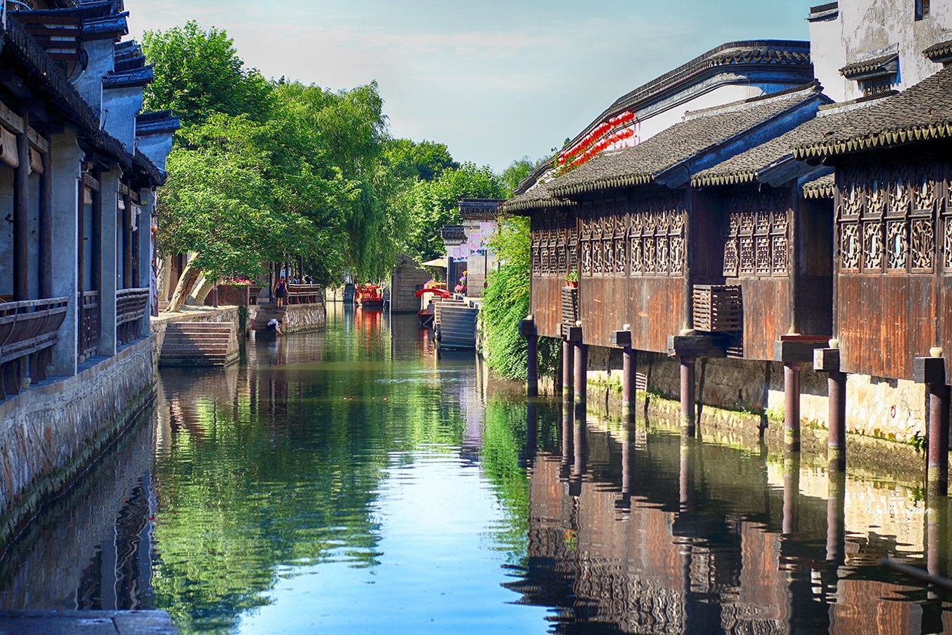 Departing from Shanghai: Wuzhen East Gate + Nanxun Ancient Town One-Day Tour (Two Towns Tour, One Day in a Water Town)