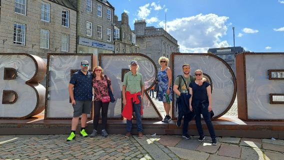 Aberdeen: Guided City Centre Walking Tour