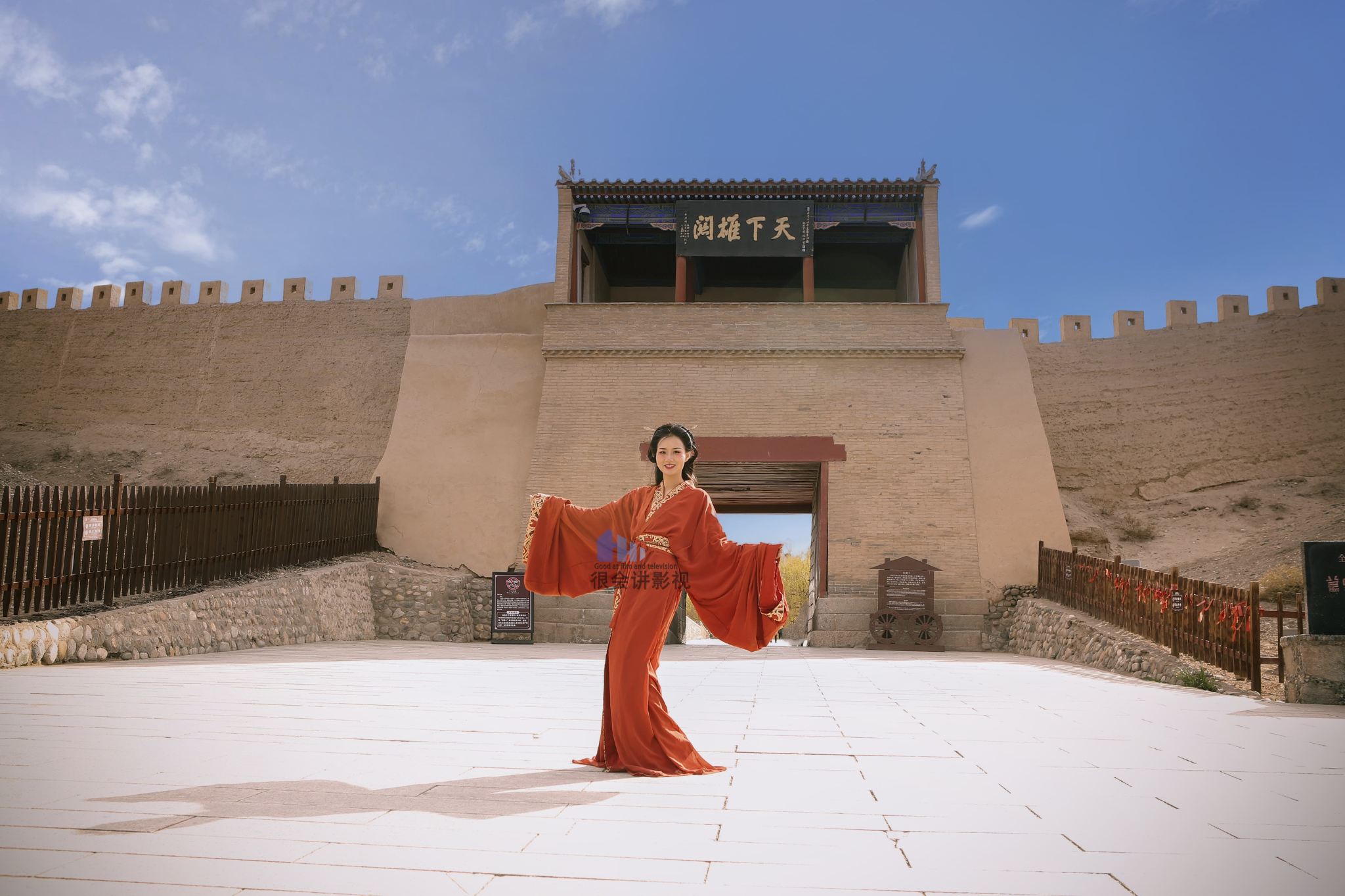 Momen Trip Jiayuguan[Sopir sekaligus pemandu wisata + Momen Trip + film pendek drone + rias dan kostum + penyesuaian itinerary + semua foto mentah diberikan + tidak ada batasan jumlah orang]