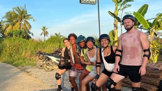 Siargao : Sunset 2 Hours Guided Electric Skate Experience