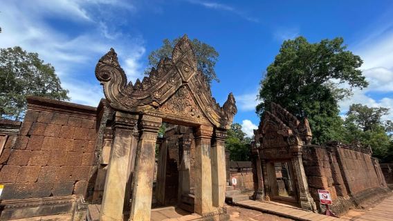 Siem Reap: Beng Mealea, Banteay Srei & Kulen Waterfall Trip