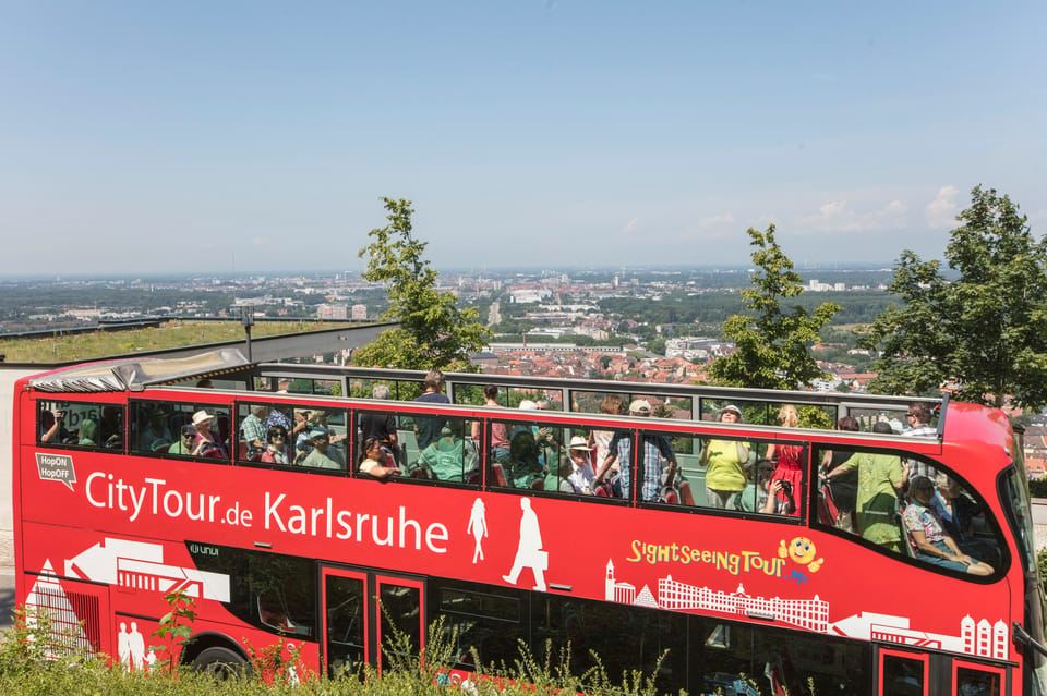 Karlsruhe: billete de autobús turístico con paradas libres de 24 horas