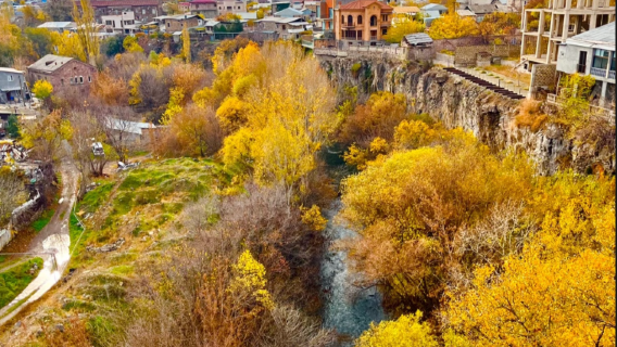 埃裏温+埃奇米阿津+茲瓦爾特諾茨+霍爾維拉普{行程可調整}