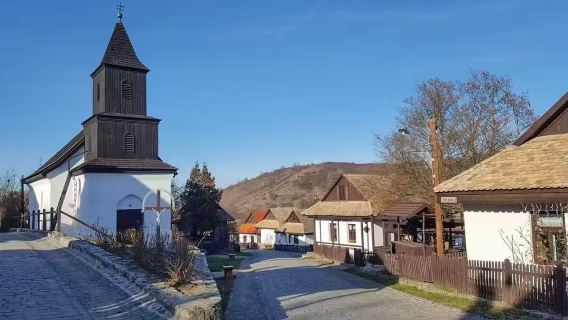 「時光凝固的秘境」霍爾洛克舊村：觸摸匈牙利的千年肌理