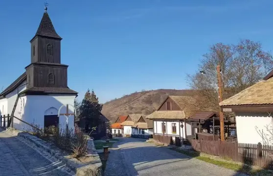 「時光凝固的秘境」霍爾洛克舊村：觸摸匈牙利的千年肌理