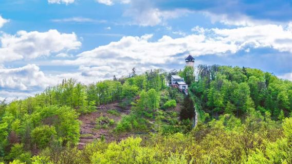 卡羅維發利一日：在溫泉迴廊間漫步把礦泉小城的治癒時光裝進口袋