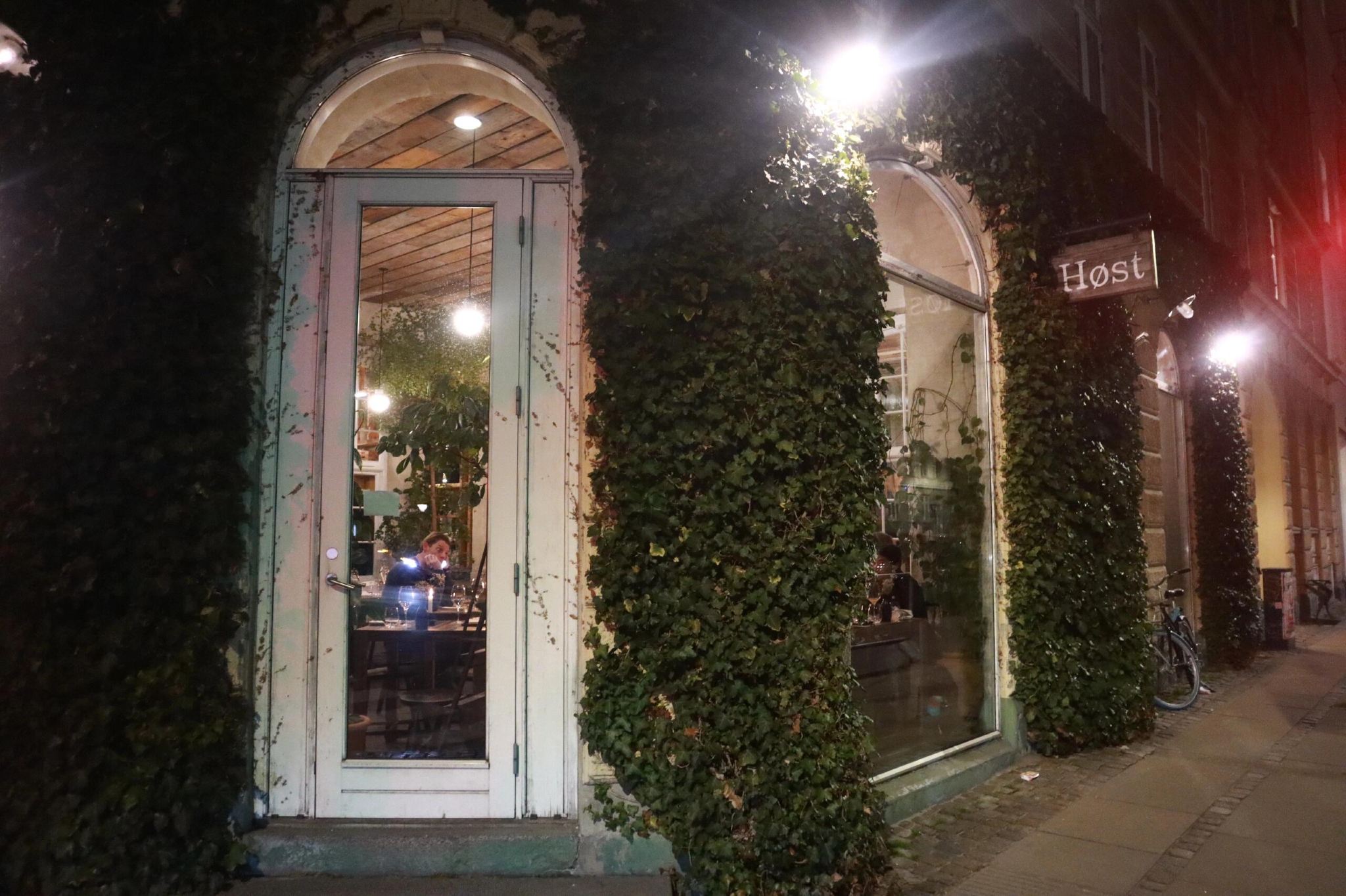 Høst, a popular restaurant in Copenhagen, Denmark, offers a restaurant reservation service.