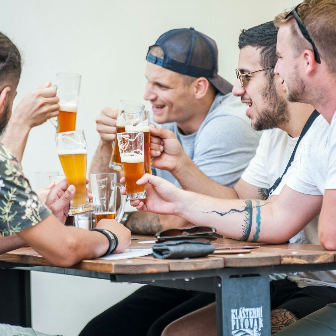 Prague: Castle Side Breweries & Pubs Guided Tour + Tram Ticket