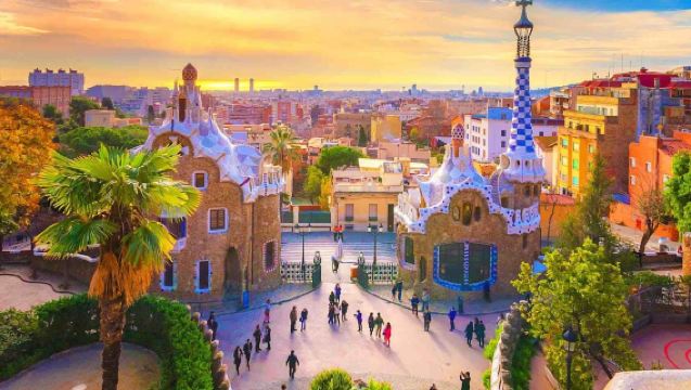 西班牙+巴塞隆納聖家族大教堂+桂爾公園一日遊/行程可調-可定制