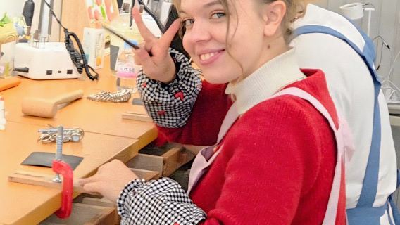 서울에서 즐기는 한국 전통 보석 공예 체험 – 실버 링 워크숍