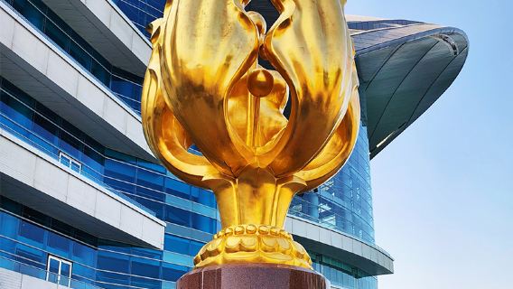 【香港一日遊】上網卡+落日飛車/夜遊維港+太平山頂+星光大道