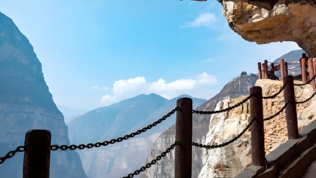 Tur Sehari ke Desa Gulucun: "Tiger Leaping Gorge" Chengdu, Jelajahi Tangga Langit Suku Yi!