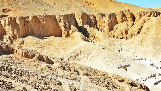 Seharian di Luxor dari Hurghada: Lembah Para Raja, Colossi Memnon, Kuil Karnak & Kuil Luxor