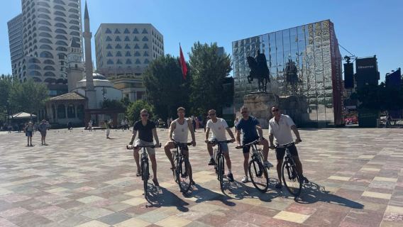 Tirana: Bisiklet veya E-Bisikletle Şehir Öne Çıkanlar ve Grand Park Turu