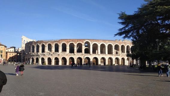 Verona - Art and Legend Walking Tour