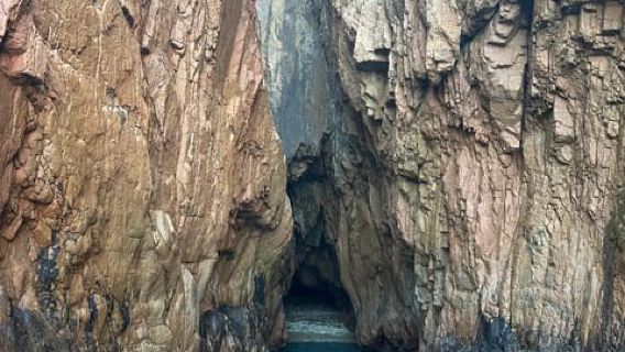 Calvi: Scandola & Secret Caves Boat Tour (12 people max) – Swimming
