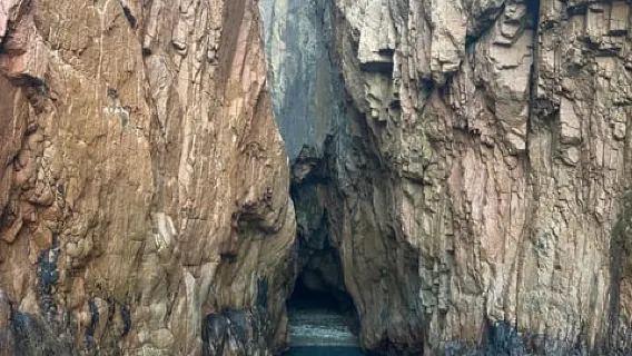 Calvi: Bootstour nach Scandola & geheime Höhlen (max. 12 Personen) – Schwimmen