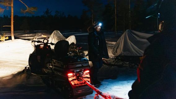 Rovaniemi: Northern Lights Family-Friendly Snowmobile Safari