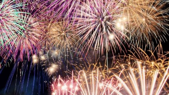 Japan Wakayama Shirahara Beach Fireworks Festival + Ikuishi Plateau one-day tour|Osaka Round-trip