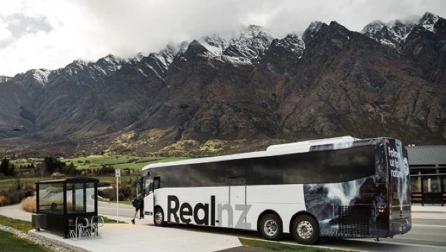 RealNZ Milford Sound 1-day tour Tour with Multiple cruise round-trip from Te Anau, Queenstown, New Zealand