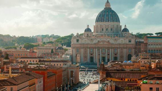 St. Peter's Basilica & Vatican Underground: Guided Tour
