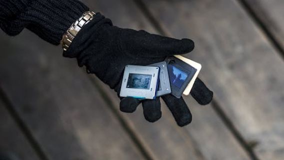 Interactive spy-themed city game with host-guide in Wrocław Old Town