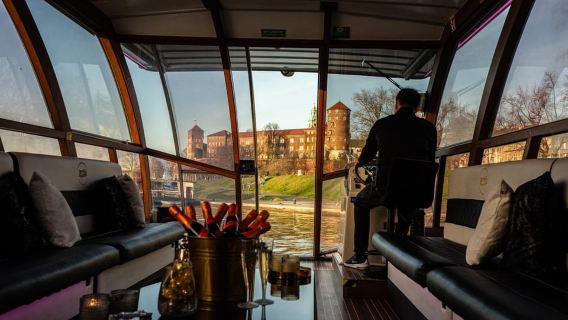 Krakow: Short River Cruise & Schindler's Factory Guided Tour