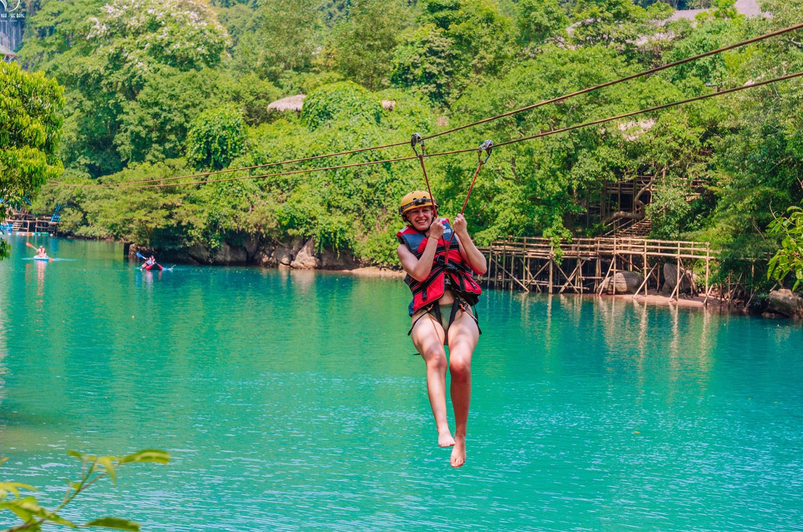Phong Nha/Dong Hoi: Zipline Dark Cave & Phong Nha Cave Trip
