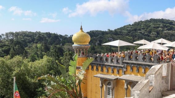 Da Lisbona: piccolo gruppo al Palazzo Pena, Nazaré e Fátima